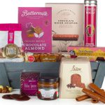 Send sweet hampers for Christmas
