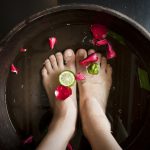How to set up a home foot spa