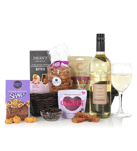 Cyber monday gift hampers